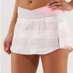 NWT Lululemon Run: Pace Skirt Gros Gingham Dune Bleached Coral- Size 8